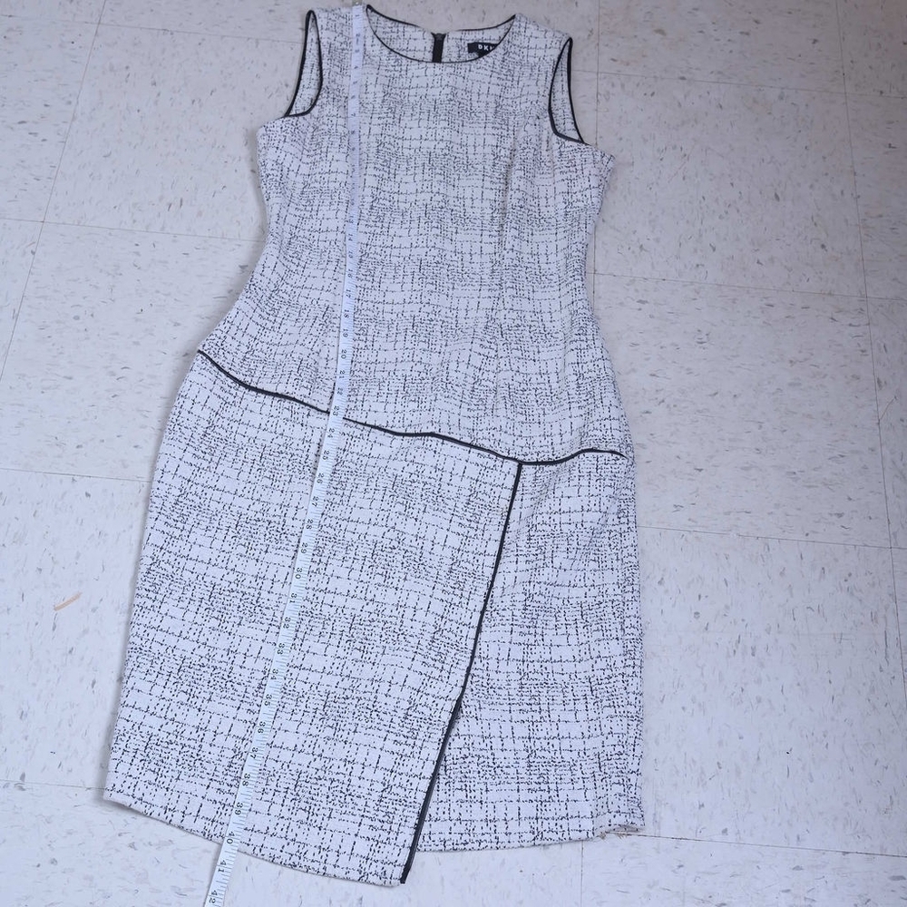 DKNY | Off white and black speckled pattern sleevless office dress - Picture 9 of 10
